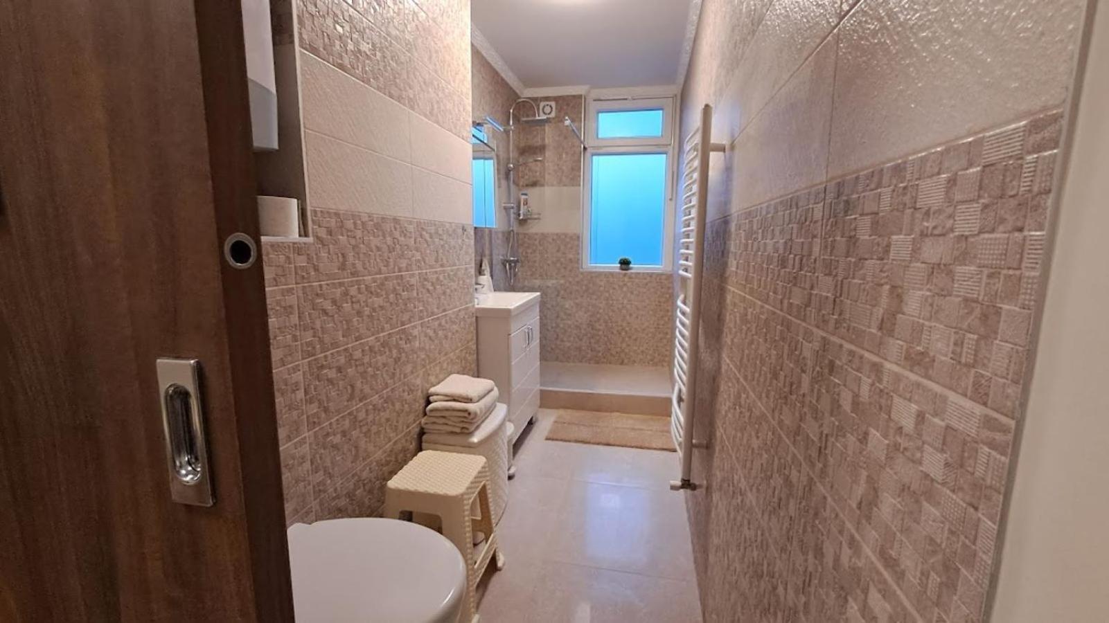 Szilfak City Apartman Hajduszoboszlo Exterior photo