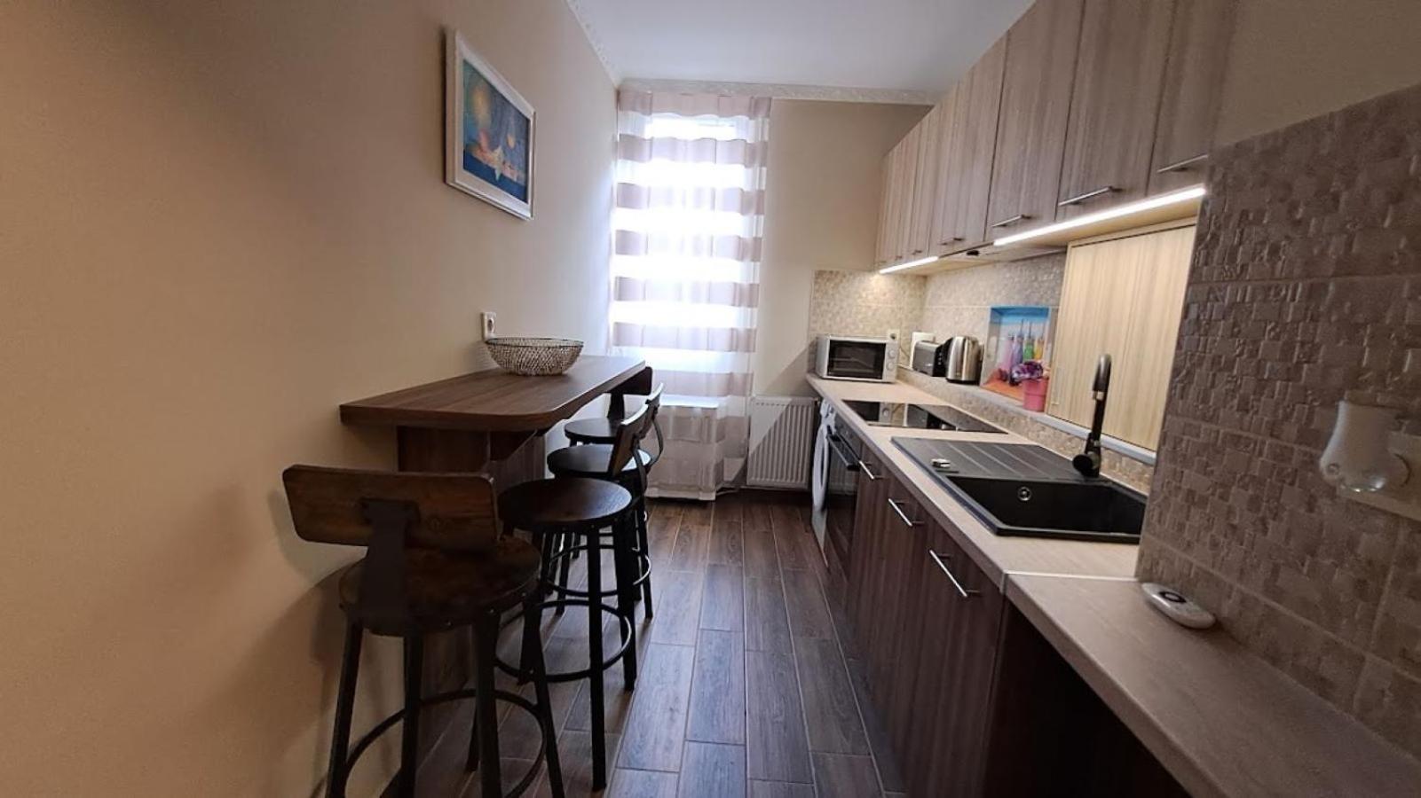Szilfak City Apartman Hajduszoboszlo Exterior photo